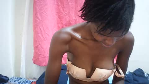 Liz online show from June 29, 12:39 am