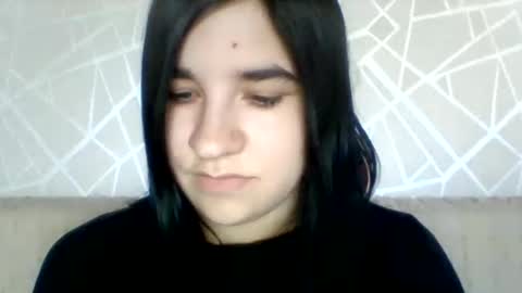 sweet_love2223 online show from June 2, 10:50 am