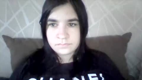sweet_love2223 online show from June 11, 2:59 pm