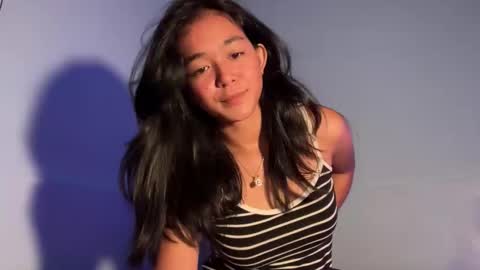 Snapshot of sweet_megan0 chatting on October 16, 11:44 am Megan online show from October 16, 11:44 am
