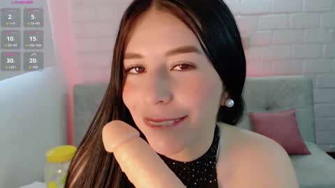 Sweet  Mia online show from September 14, 12:37 pm
