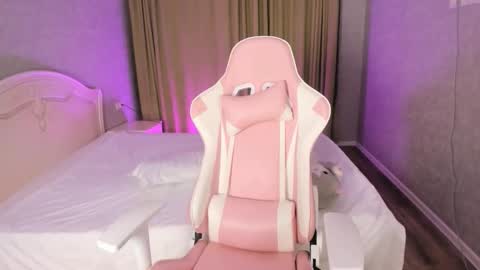 Mikasa online show from November 6, 12:28 pm