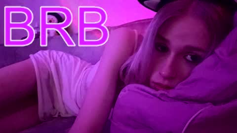 sweet_mol1y online show from October 24, 2:19 am