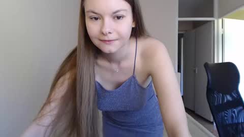 Snapshot of sweet_mood chatting on October 29, 10:50 am Anna online show from October 29, 10:50 am