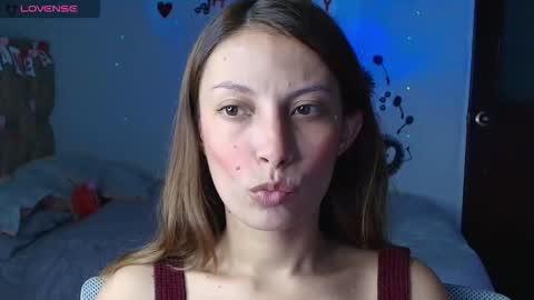 sweet_moon_v_ online show from February 22, 12:01 am