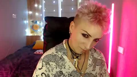 sweet_n_strong online show from December 22, 12:35 pm