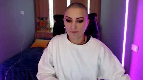 Snapshot of sweet_n_strong chatting on April 12, 5:12 am sweet_n_strong online show from April 12, 5:12 am