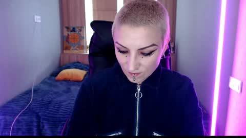 Snapshot of sweet_n_strong chatting on May 12, 11:07 am sweet_n_strong online show from May 12, 11:07 am