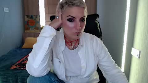 Snapshot of sweet_n_strong chatting on June 20, 6:05 am sweet_n_strong online show from June 20, 6:05 am