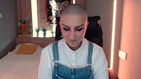 Snapshot of sweet_n_strong chatting on June 30, 11:11 am sweet_n_strong online show from June 30, 11:11 am