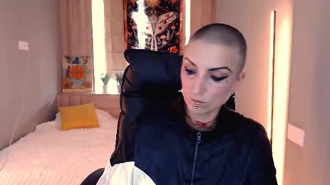 Snapshot of sweet_n_strong chatting on July 6, 3:03 pm sweet_n_strong online show from July 6, 3:03 pm