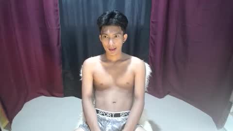 Snapshot of sweet_neth chatting on April 10, 5:34 am KENNETH online show from April 10, 5:34 am