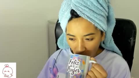 Snapshot of sweet_nhaomy chatting on September 13, 11:54 am Nhaomy online show from September 13, 11:54 am