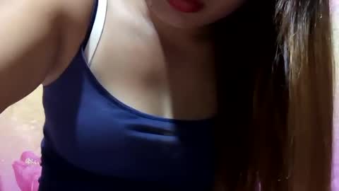 Snapshot of sweet_nina4uxx chatting on January 22, 12:27 pm Nina online show from January 22, 12:27 pm