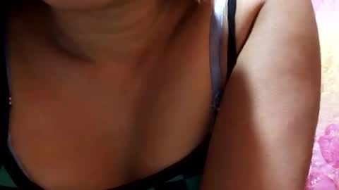 Snapshot of sweet_nina4uxx chatting on January 29, 1:58 am Nina online show from January 29, 1:58 am