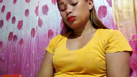 Snapshot of sweet_nina4uxx chatting on February 2, 12:24 pm Nina online show from February 2, 12:24 pm