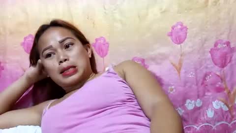 Snapshot of sweet_nina4uxx chatting on February 17, 5:25 am Nina online show from February 17, 5:25 am