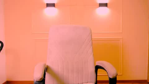 Snapshot of sweet_of_venus chatting on February 18, 3:35 am My name is Catalina. Please say hello I like to chat with you. If you have requests please use tip online show from February 18, 3:35 am