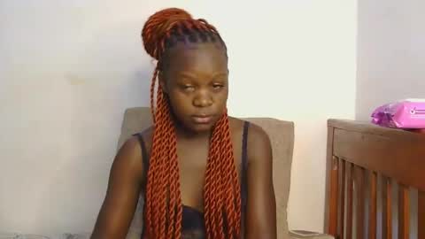 Snapshot of sweet_peachiee chatting on May 7, 11:43 pm sweet peachy online show from May 7, 11:43 pm