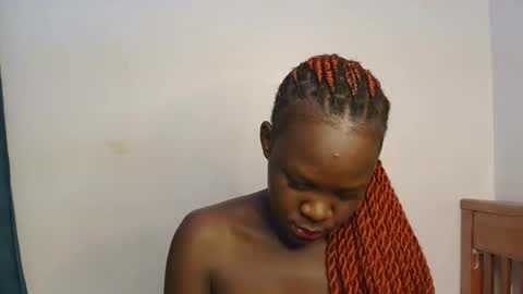 Snapshot of sweet_peachiee chatting on May 22, 1:02 am sweet peachy online show from May 22, 1:02 am