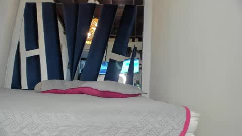 Snapshot of sweet_porn_ chatting on September 12, 11:10 am Naty online show from September 12, 11:10 am