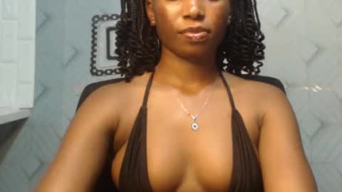 Snapshot of sweet_puna chatting on February 7, 8:10 pm Nancy online show from February 7, 8:10 pm