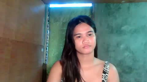 Snapshot of sweet_reyan2003 chatting on June 21, 11:40 pm REYAN online show from June 21, 11:40 pm
