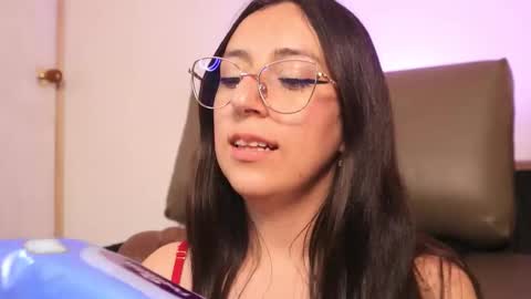 Snapshot of sweet_sammy_7 chatting on March 2, 8:04 pm Sammy Lauren online show from March 2, 8:04 pm