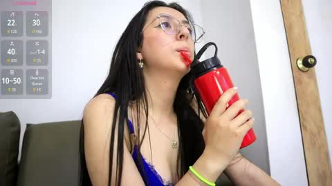 Snapshot of sweet_sammy_7 chatting on April 16, 9:39 pm Sammy Lauren online show from April 16, 9:39 pm