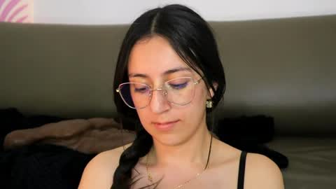 Snapshot of sweet_sammy_7 chatting on April 21, 1:42 am Sammy Lauren online show from April 21, 1:42 am
