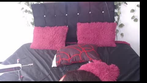 sweet_scarlett_69 online show from July 1, 3:01 pm