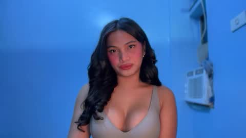 Snapshot of sweet_scarllet12 chatting on April 8, 1:55 pm SCARLLET online show from April 8, 1:55 pm