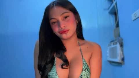 Snapshot of sweet_scarllet12 chatting on April 9, 2:44 pm SCARLLET online show from April 9, 2:44 pm