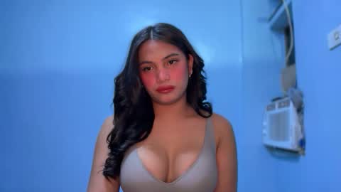 Snapshot of sweet_scarllet12 chatting on April 13, 3:06 pm SCARLLET online show from April 13, 3:06 pm
