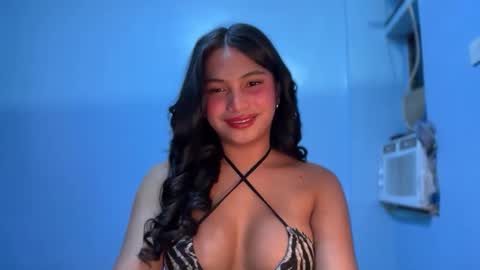Snapshot of sweet_scarllet12 chatting on April 15, 3:08 pm SCARLLET online show from April 15, 3:08 pm