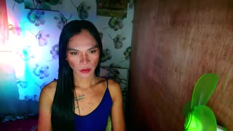 Snapshot of sweet_sexyzhiennexxx chatting on November 22, 11:42 am Zhienne online show from November 22, 11:42 am