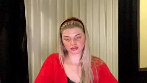 Mira online show from April 9, 10:04 pm