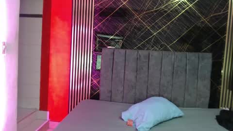 sweet_sofi20 online show from May 14, 2:13 pm
