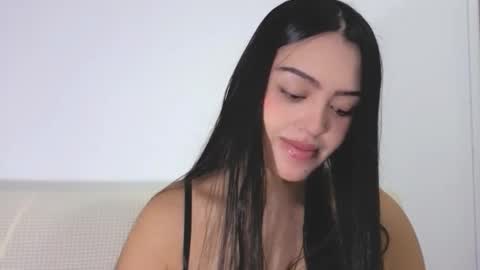 sweet_sophie_7 online show from March 16, 4:40 am