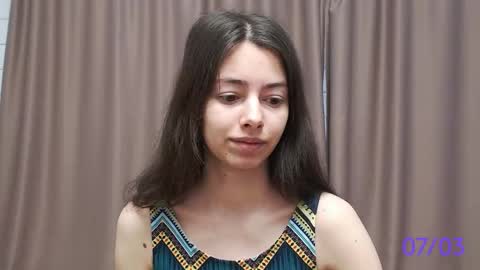 Snapshot of sweet_sweet_angel chatting on March 7, 9:51 am Angel online show from March 7, 9:51 am