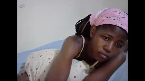 Snapshot of sweet_tattiana chatting on December 18, 11:27 am Tatty online show from December 18, 11:27 am