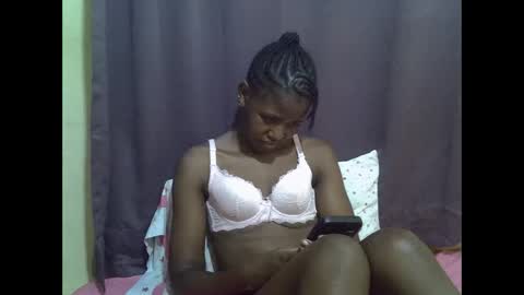 Tatty online show from April 6, 5:47 pm