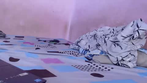 Snapshot of sweet_tianiss4 chatting on January 31, 7:11 pm sweet_tianiss4 online show from January 31, 7:11 pm