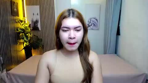 Snapshot of sweet_trexie chatting on November 24, 12:43 am sweet_trexie online show from November 24, 12:43 am