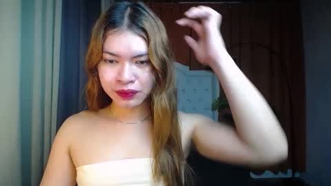 Snapshot of sweet_trexie chatting on January 15, 7:06 pm sweet_trexie online show from January 15, 7:06 pm