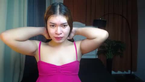 Snapshot of sweet_trexie chatting on January 18, 10:52 am sweet_trexie online show from January 18, 10:52 am