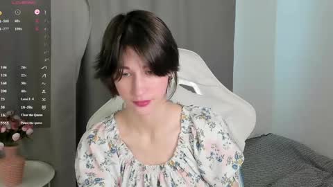 Carolina Lu online show from June 10, 2:23 am