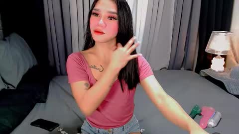 Snapshot of sweet_zoey12 chatting on October 25, 8:55 am bea takashi online show from October 25, 8:55 am