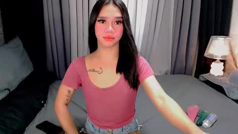 Snapshot of sweet_zoey12 chatting on October 27, 8:51 am bea takashi online show from October 27, 8:51 am