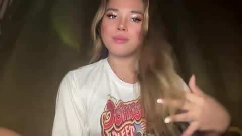 alexa your one and only queen online show from February 21, 7:04 pm